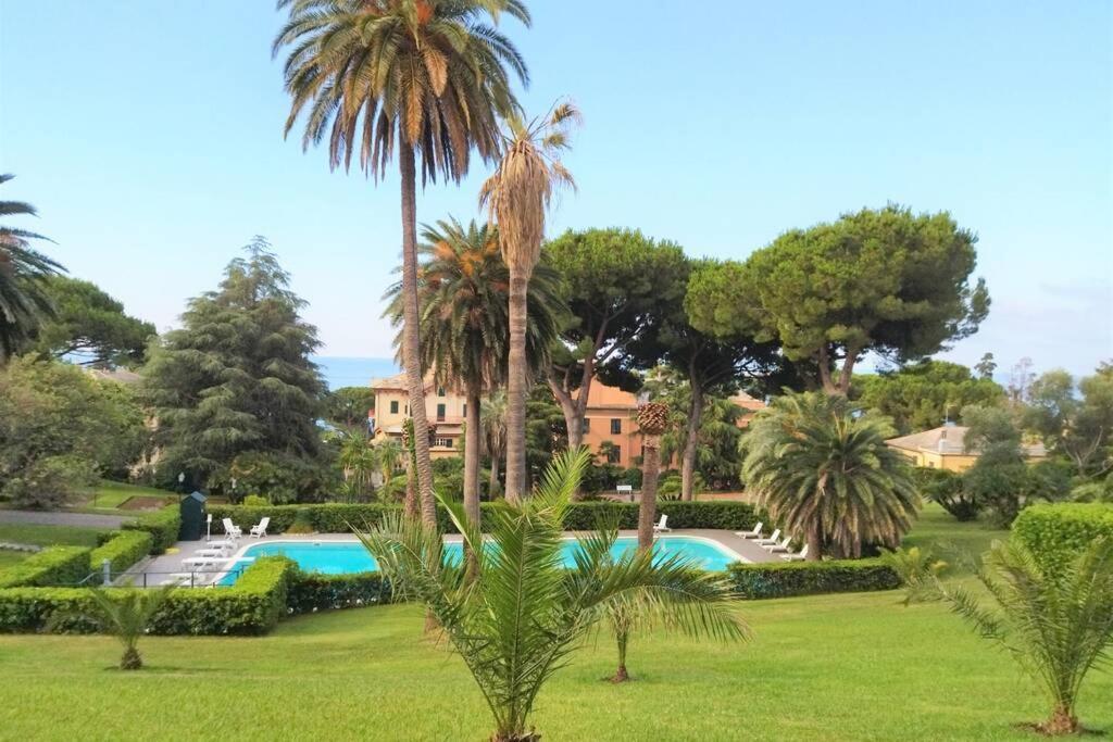 Casaviva - Beautiful Bilo With Shared Pool In Genova Nervi Appartement Buitenkant foto