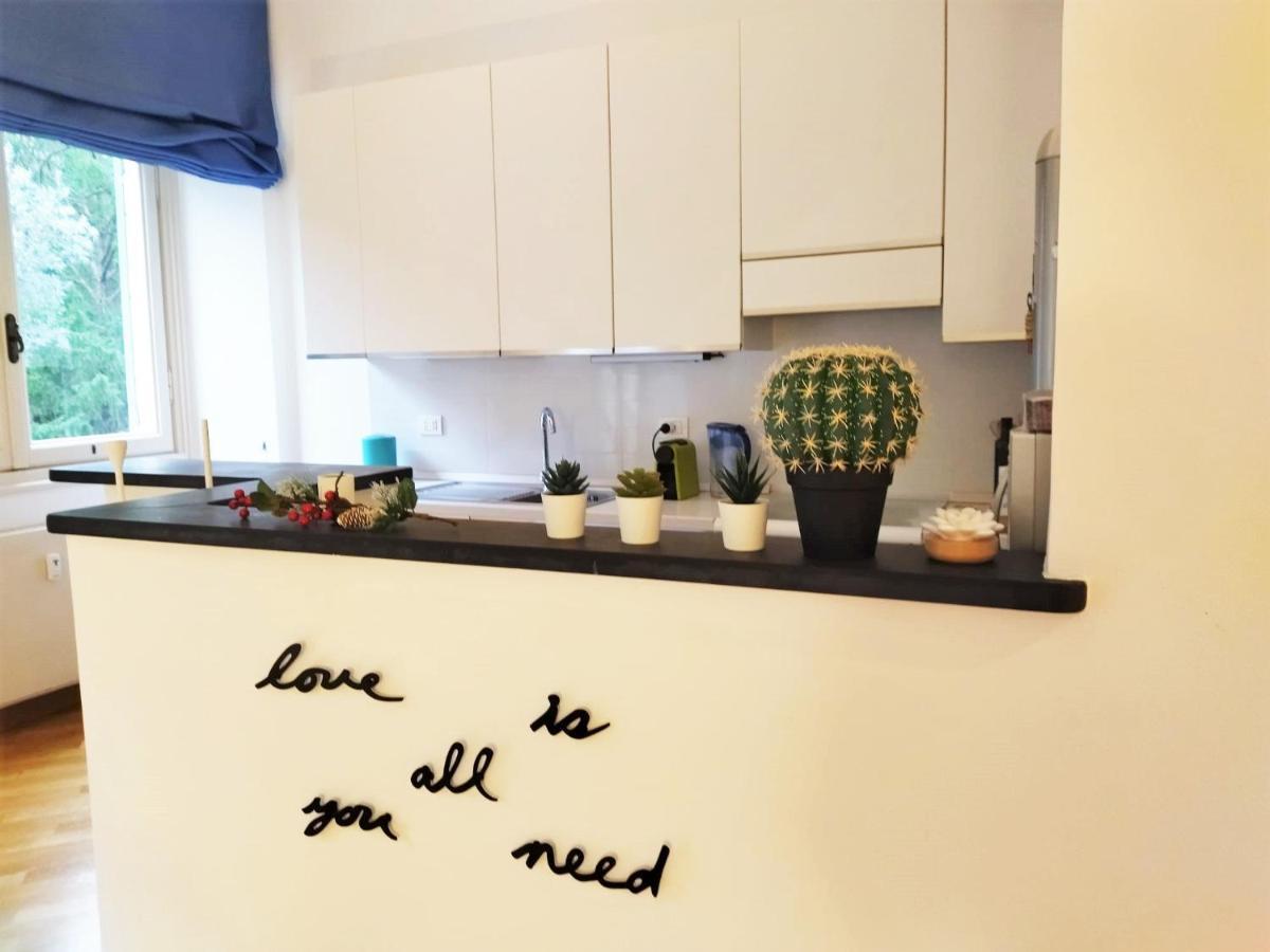 Casaviva - Beautiful Bilo With Shared Pool In Genova Nervi Appartement Buitenkant foto
